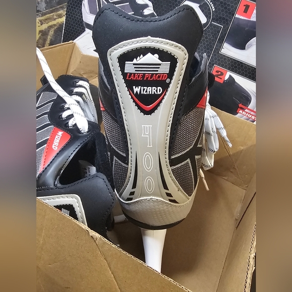 Adjustable Black and Gray Ice Skates with Reinforced Ankle Support - Picture 9 of 9